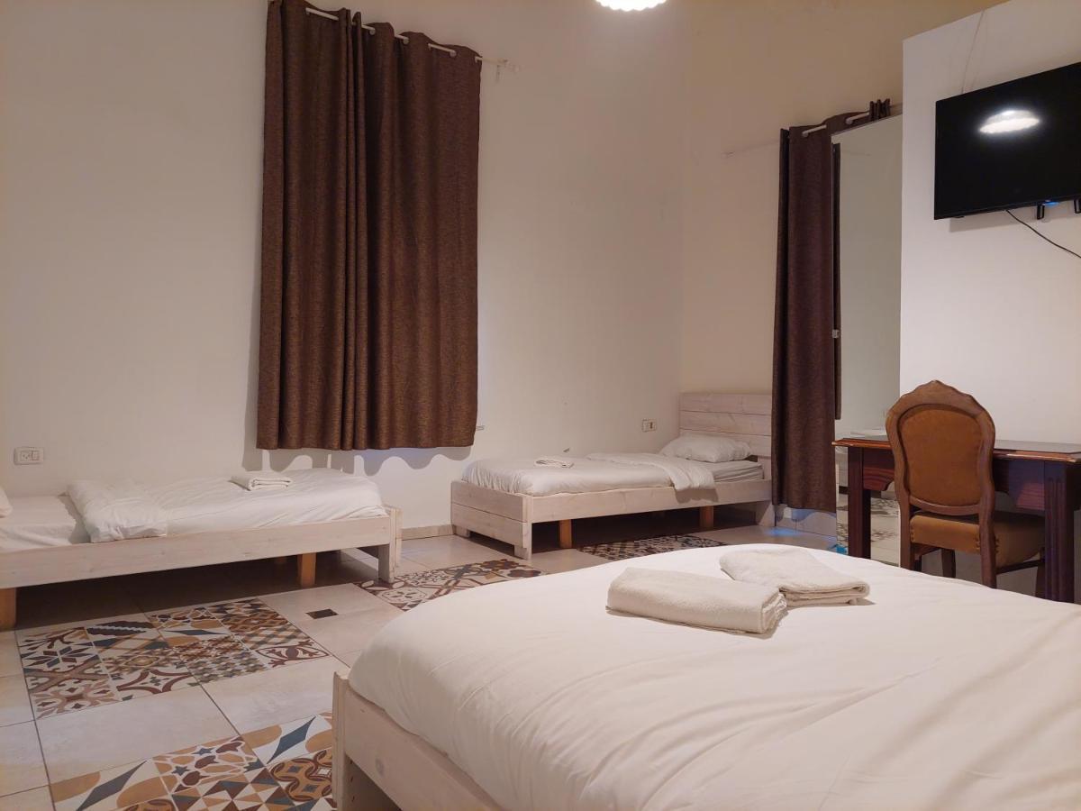Al Bishara Guest House Nazareth Ngoại thất bức ảnh