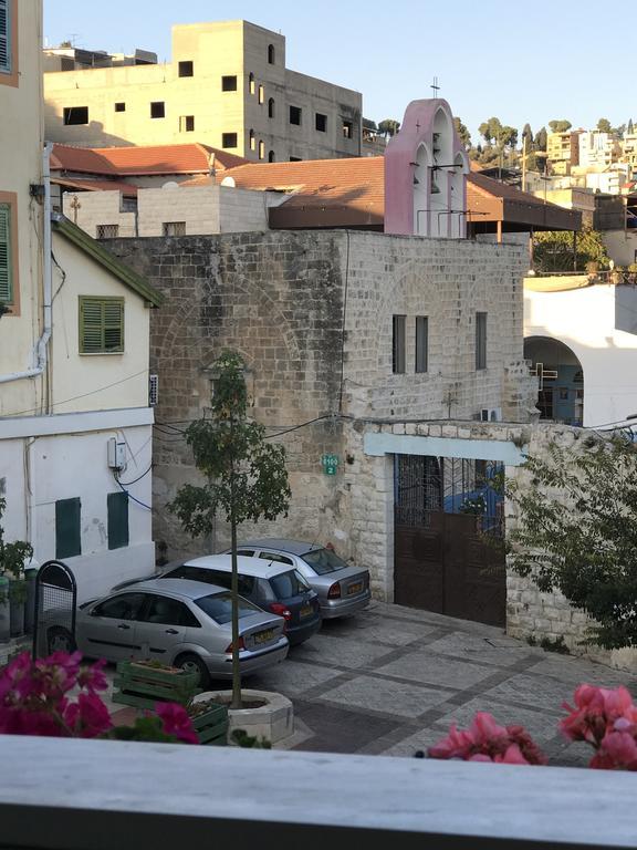 Al Bishara Guest House Nazareth Ngoại thất bức ảnh
